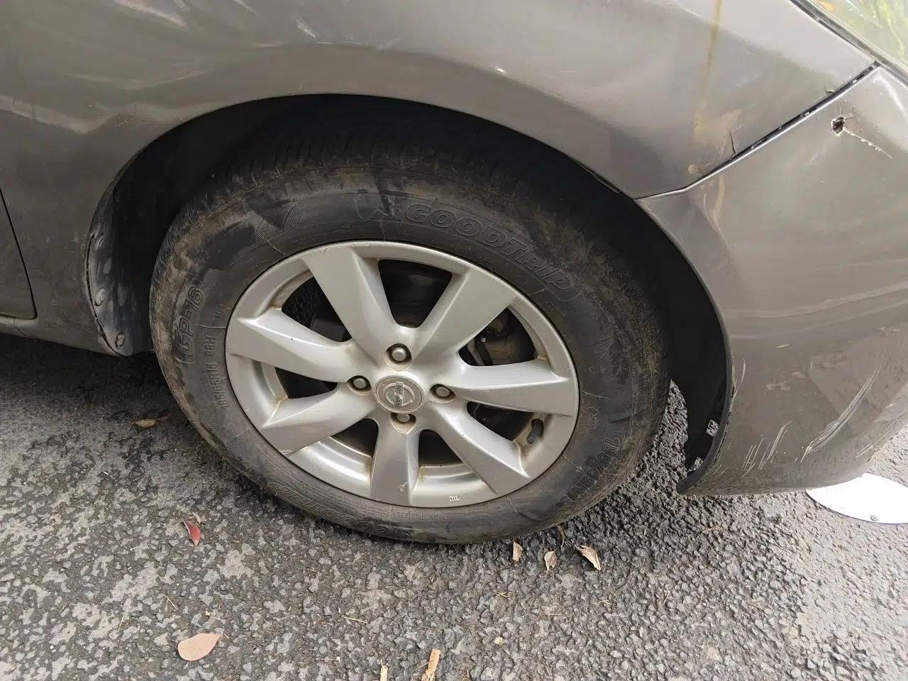 Nissan Sunny 2011 1.5XL CVT Luxury Edition — миниатюра 8