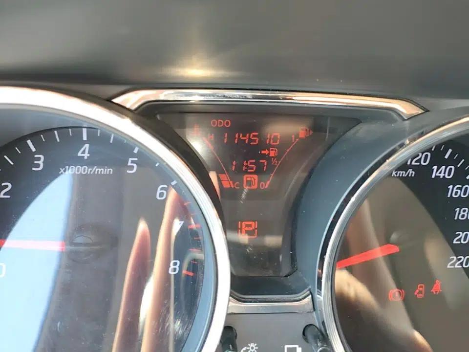 Nissan Livina 2015 1.6XE CVT Comfort Edition — миниатюра 15