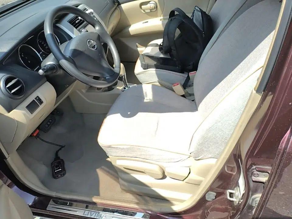 Nissan Livina 2015 1.6XE CVT Comfort Edition — миниатюра 18