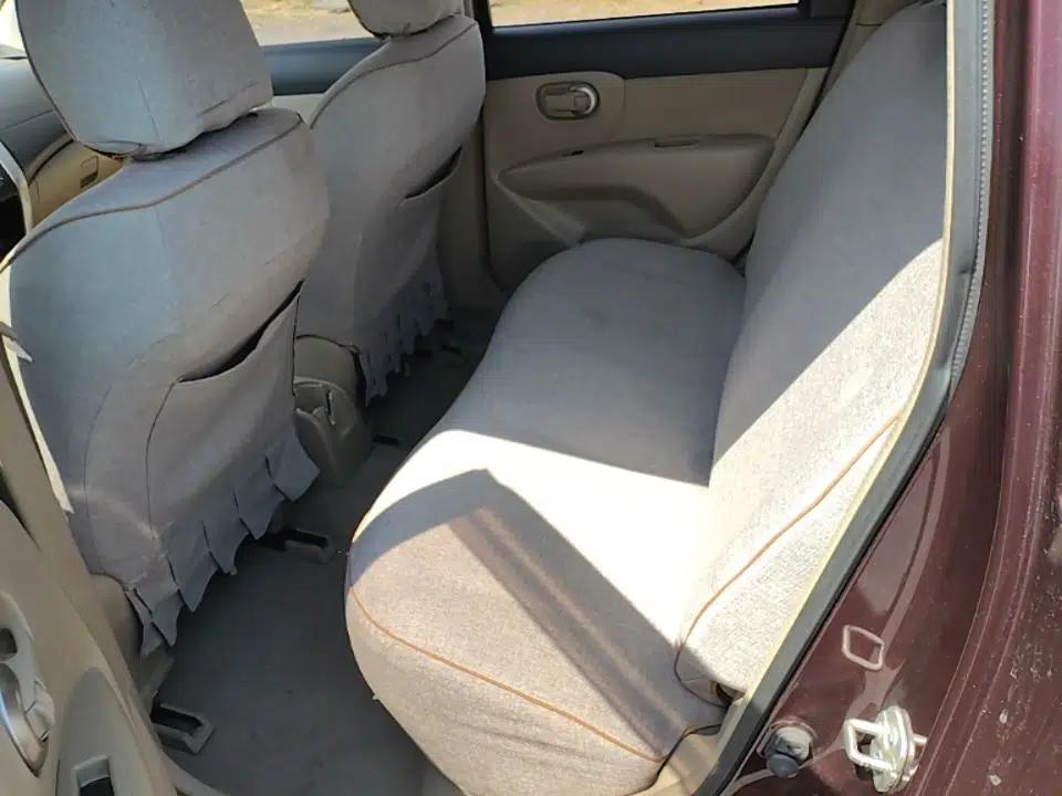 Nissan Livina 2015 1.6XE CVT Comfort Edition — миниатюра 20