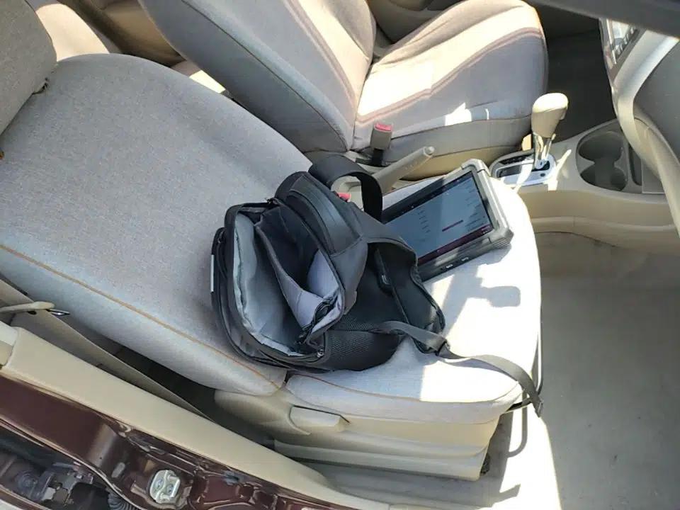 Nissan Livina 2015 1.6XE CVT Comfort Edition — миниатюра 23