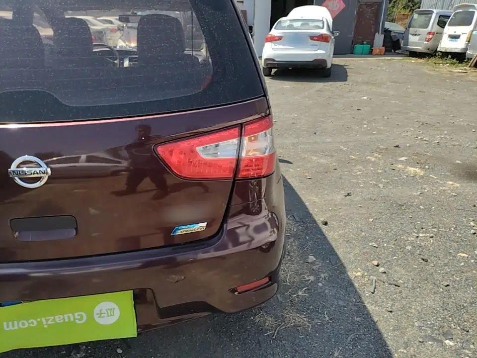 Nissan Livina 2015 1.6XE CVT Comfort Edition — миниатюра 7
