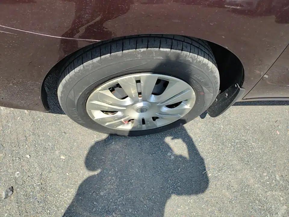 Nissan Livina 2015 1.6XE CVT Comfort Edition — миниатюра 8