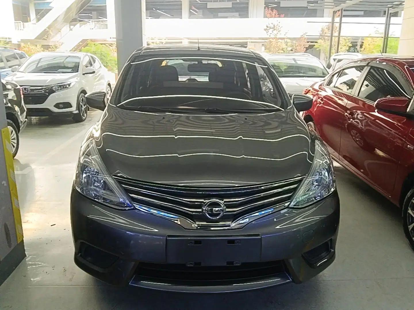 Nissan Livina 2015 1.6XE Manual Comfort Edition — миниатюра 2