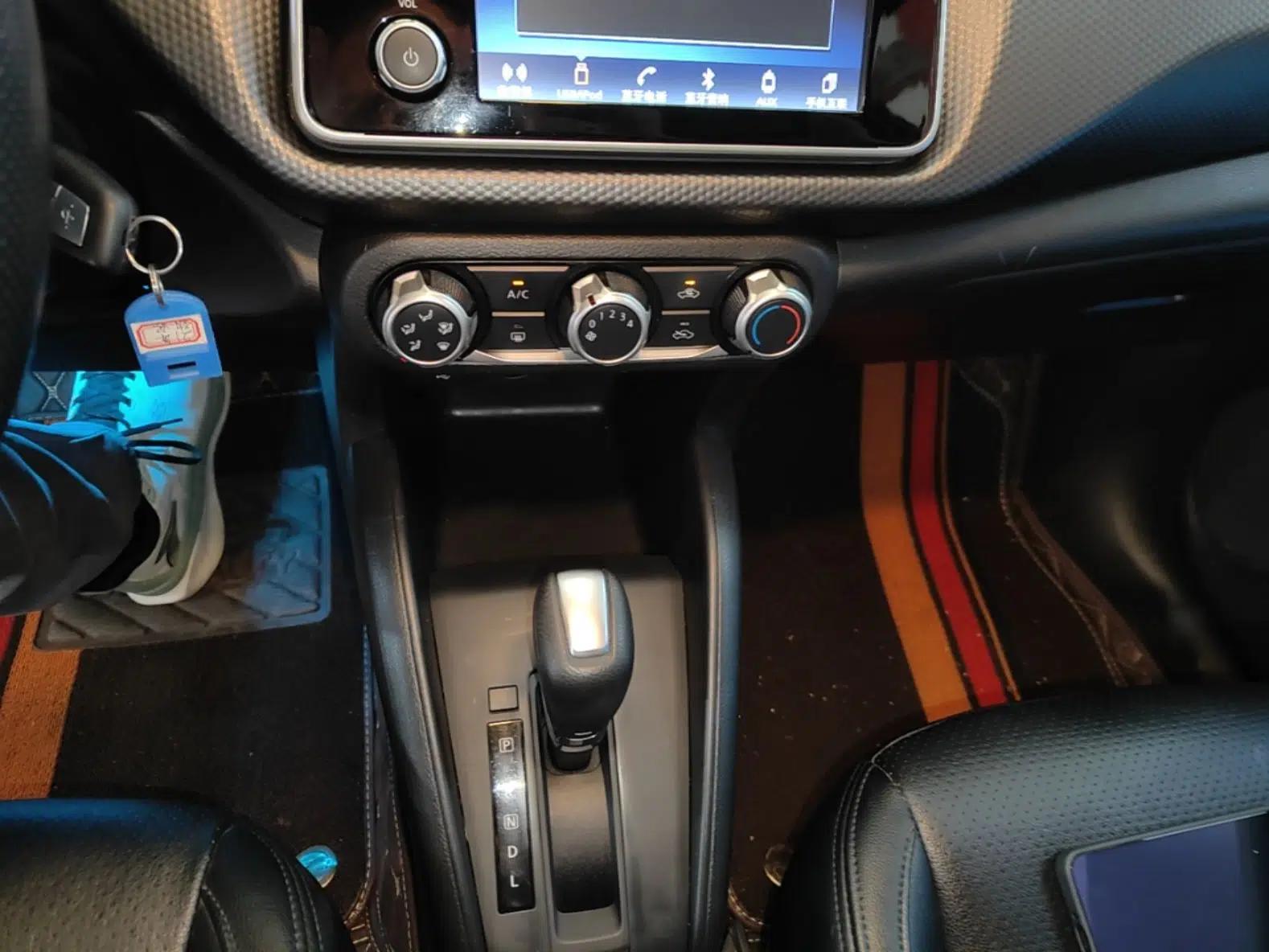 Nissan Kicks 2021 1.5L XL CVT Cool Enjoyment Edition — миниатюра 16