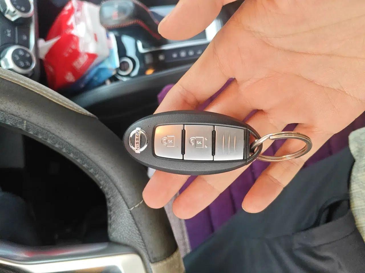 Nissan Kicks 2017 1.5L CVT Smart Drive Edition — миниатюра 9