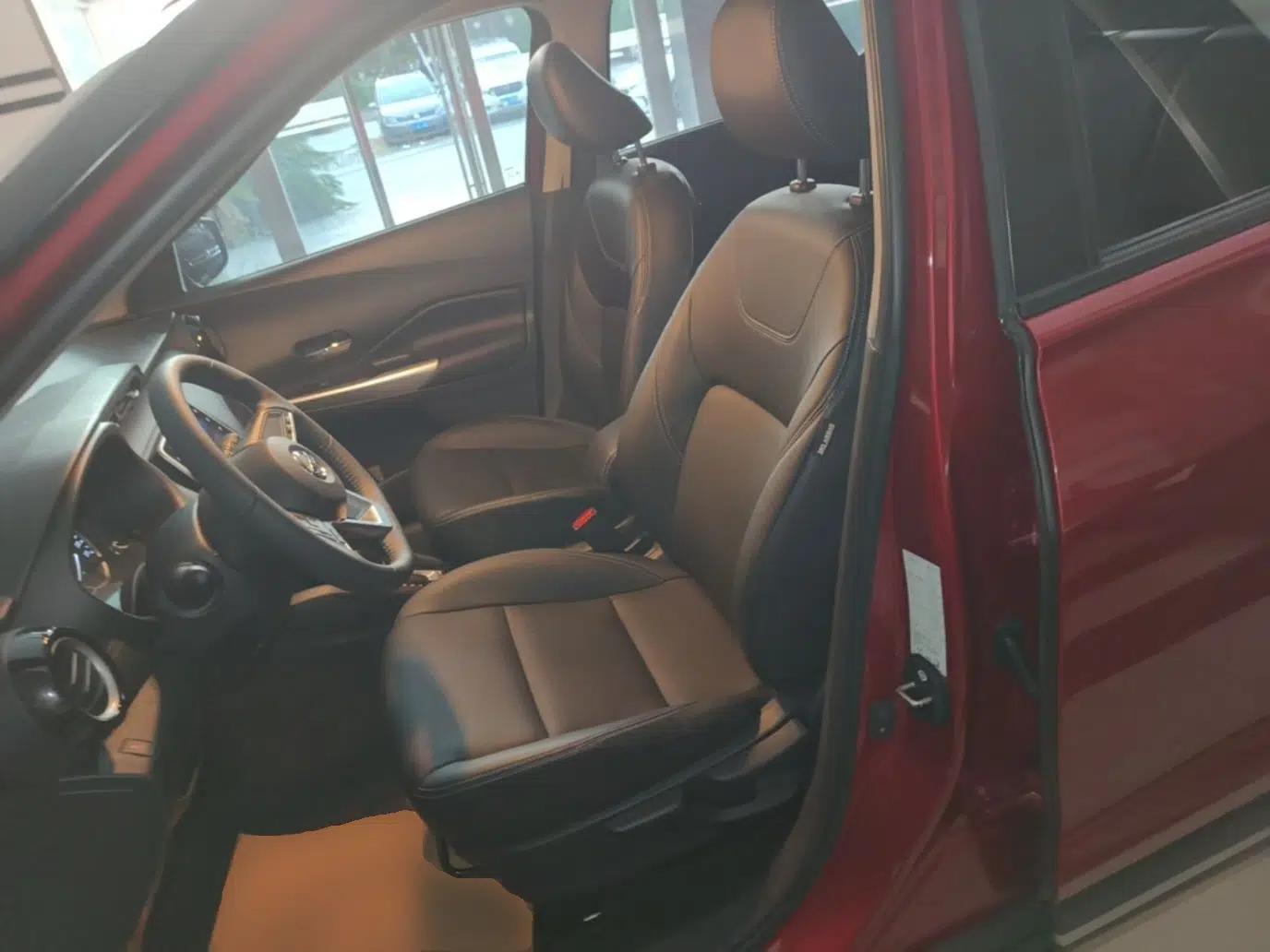 Nissan Kicks 2021 1.5L XV CVT Smart Connect Luxury Edition — миниатюра 17