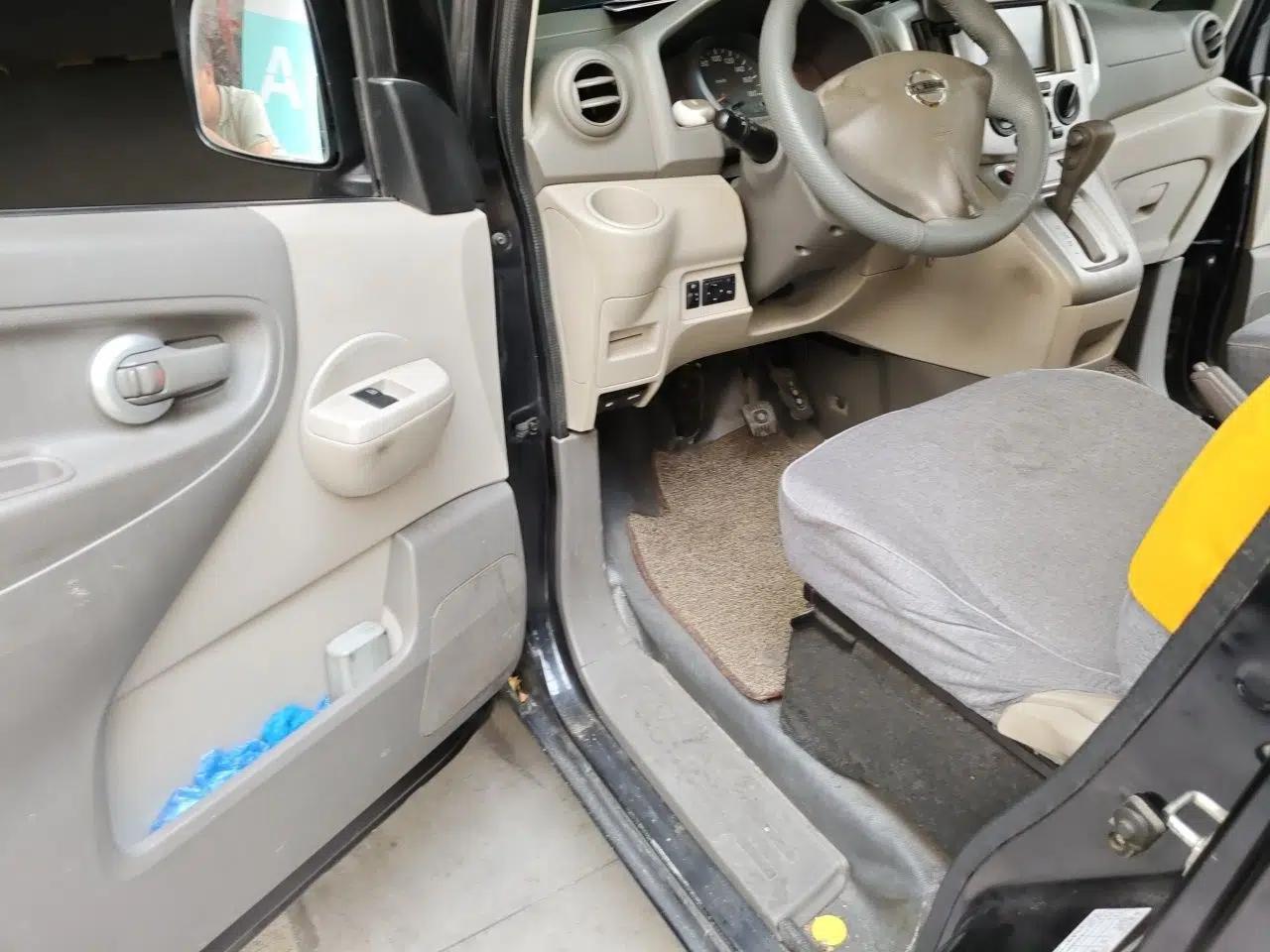 Nissan NV200 2018 1.6L CVT Luxury Model — миниатюра 17