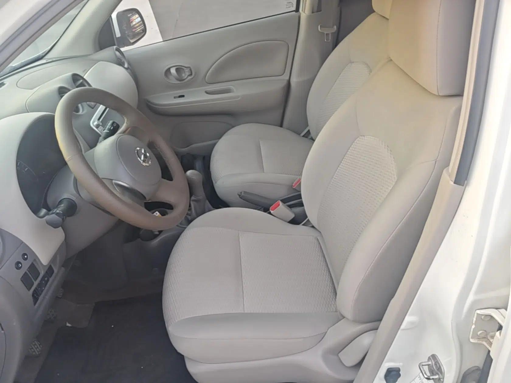 Nissan March 2010 1.5L Manual E-Xuan Edition — миниатюра 18
