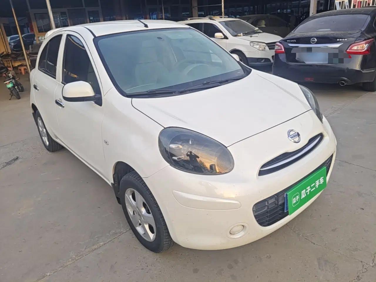 Nissan March 2010 1.5L Manual E-Xuan Edition — миниатюра 3