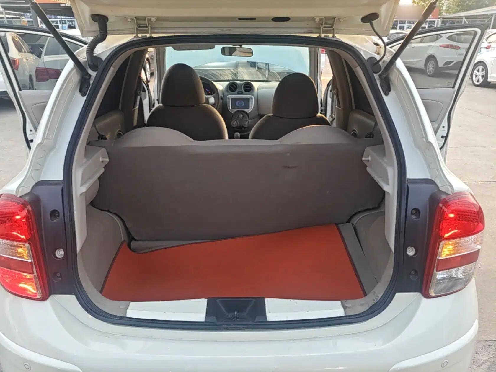 Nissan March 2010 1.5L Manual E-Xuan Edition — миниатюра 22