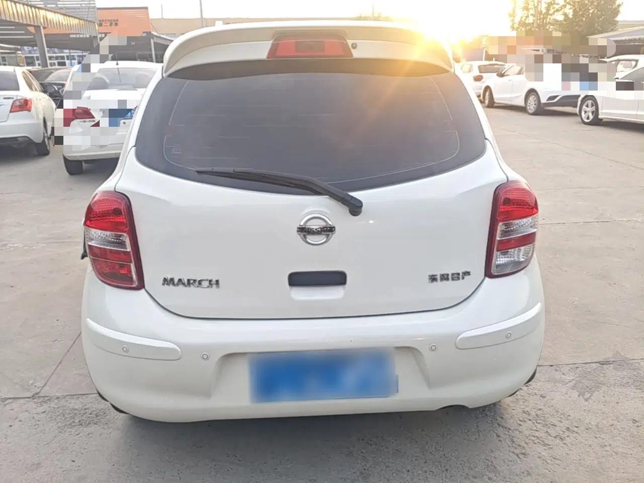 Nissan March 2010 1.5L Manual E-Xuan Edition — миниатюра 5