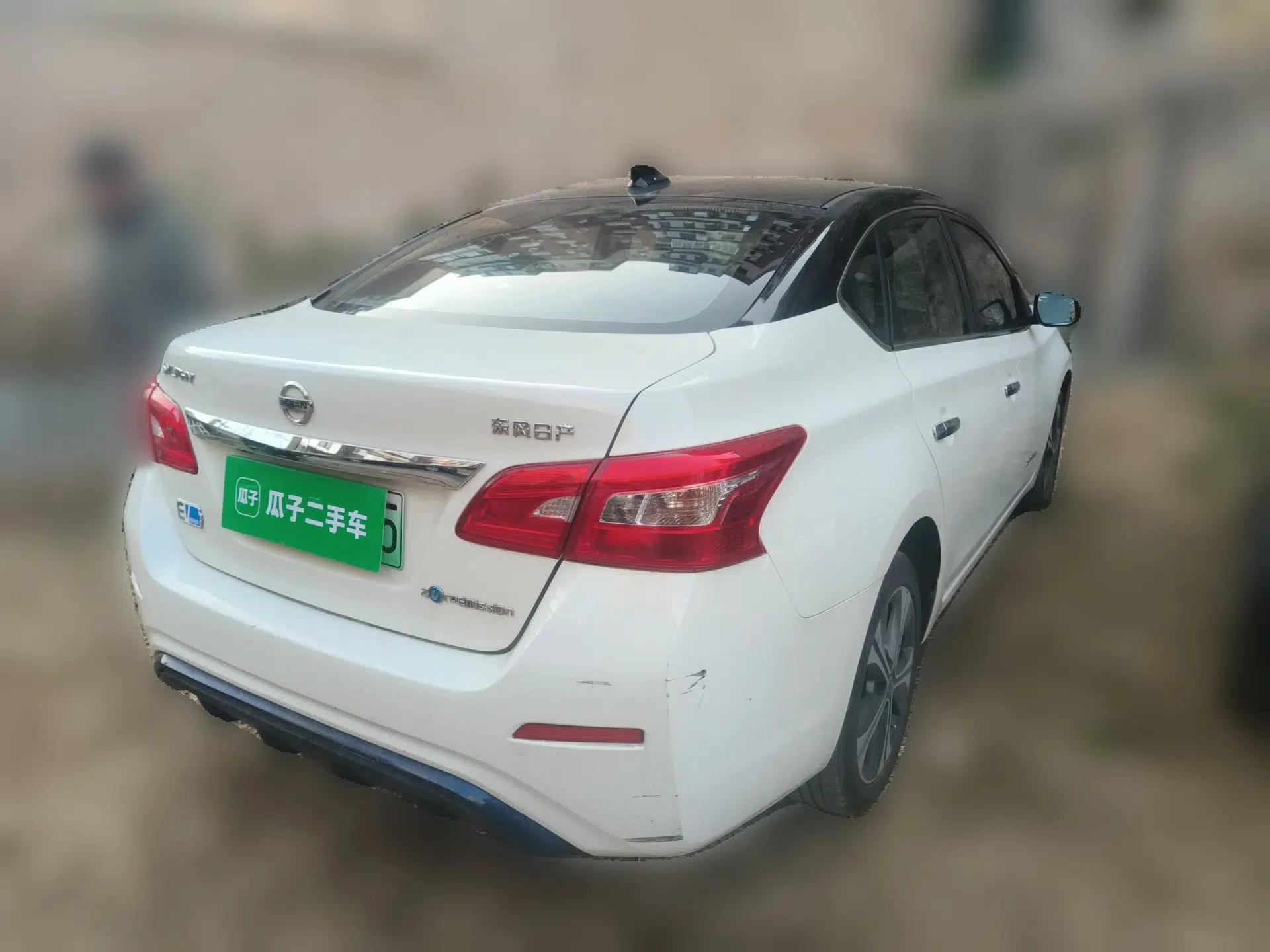 Nissan Sylphy EV 2018 ZhiZun Edition — миниатюра 6