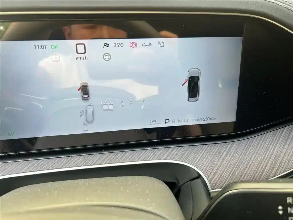 Denza N9 2025 Premium Edition — миниатюра 4