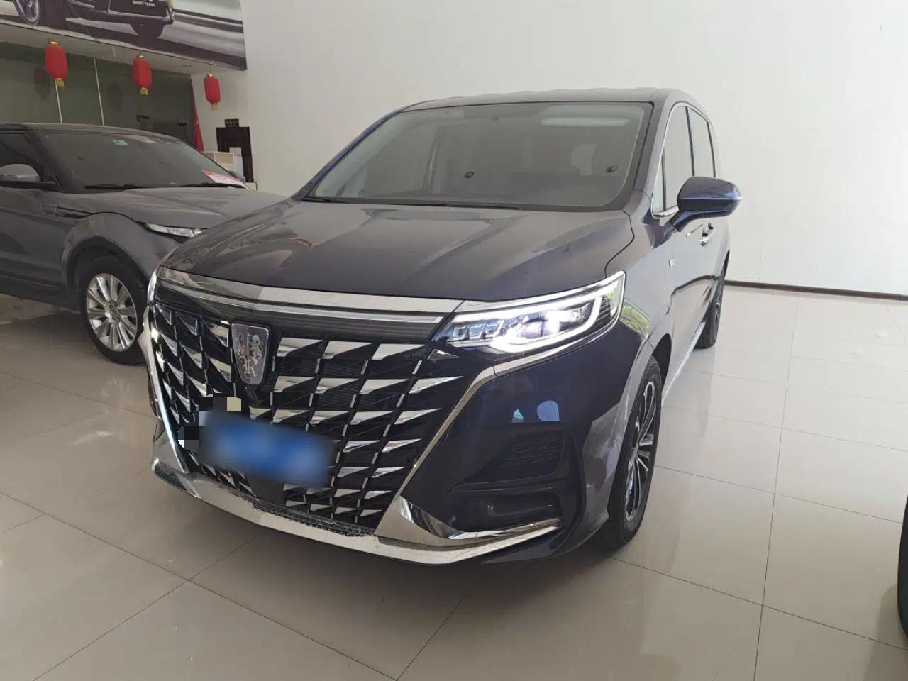 Roewe iMAX8 2023 400TGI Comfort Edition — миниатюра 1
