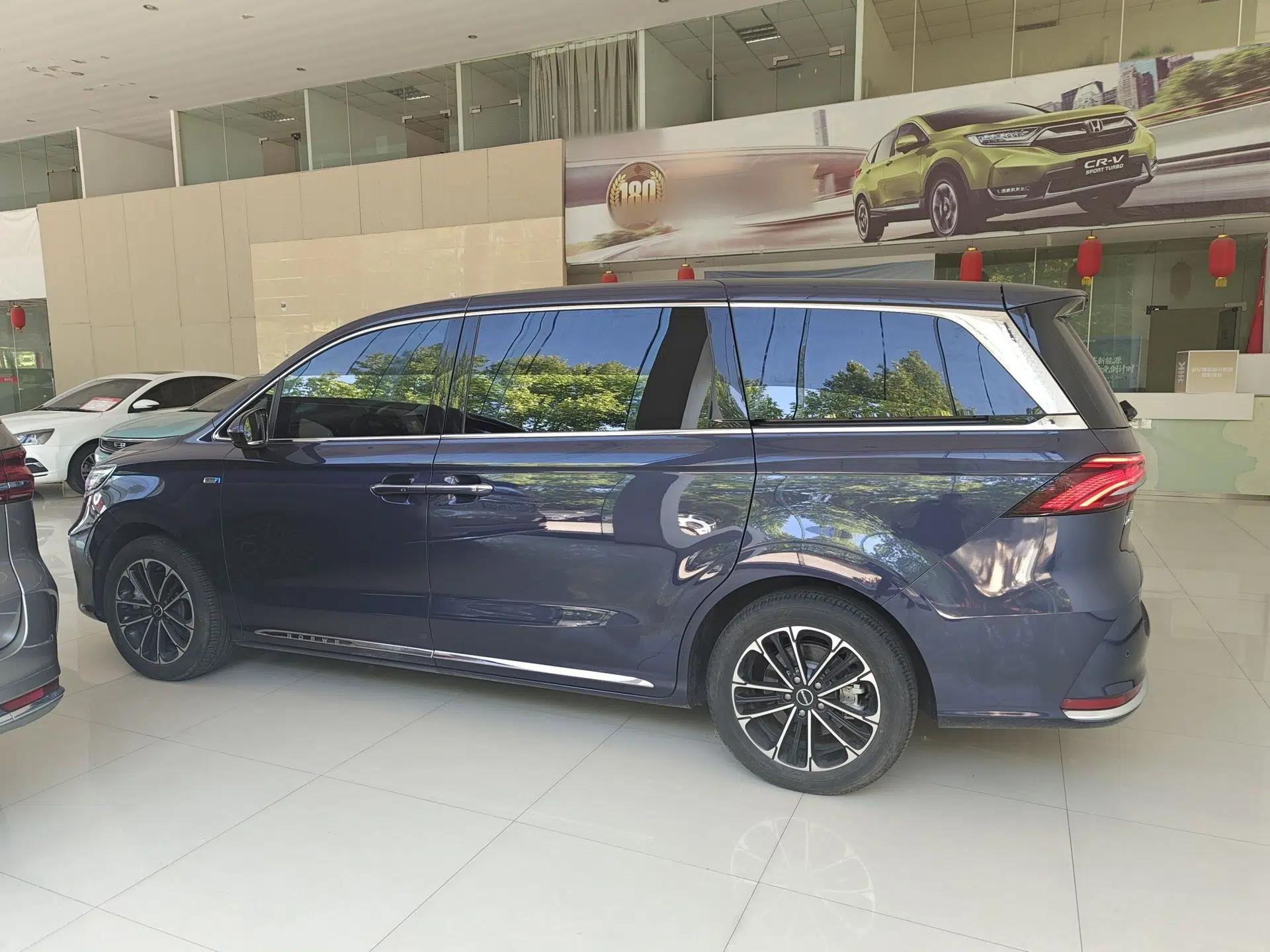 Roewe iMAX8 2023 400TGI Comfort Edition — миниатюра 4