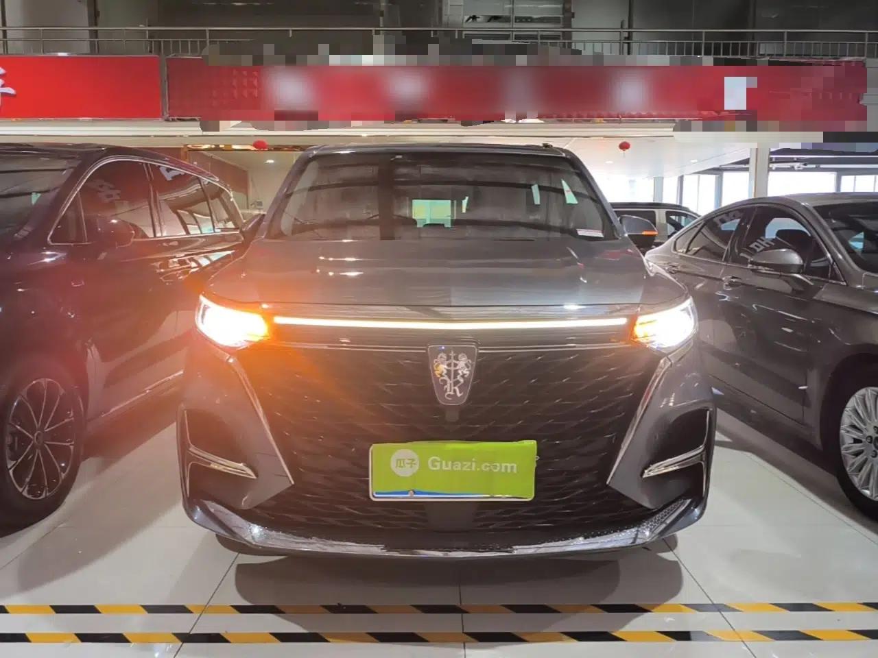 Roewe iMAX8 2022 400TGI Prestige Edition — миниатюра 2