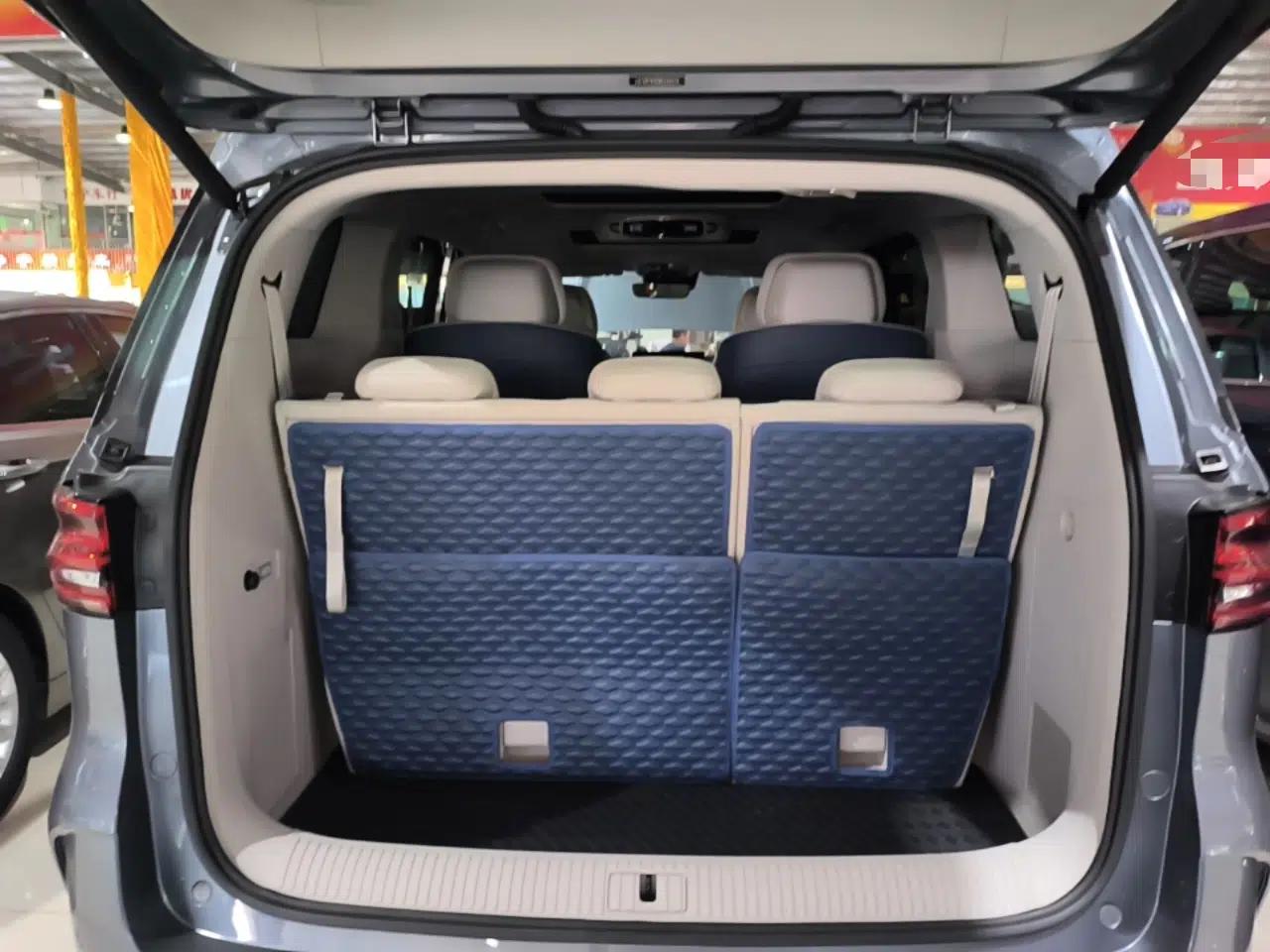 Roewe iMAX8 2022 400TGI Prestige Edition — миниатюра 21