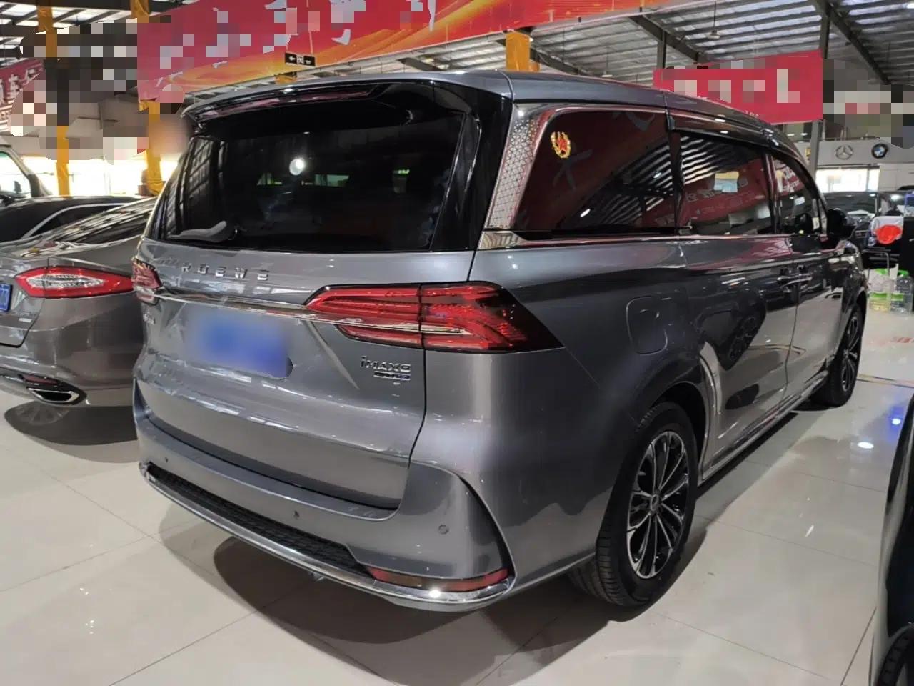 Roewe iMAX8 2022 400TGI Prestige Edition — миниатюра 4