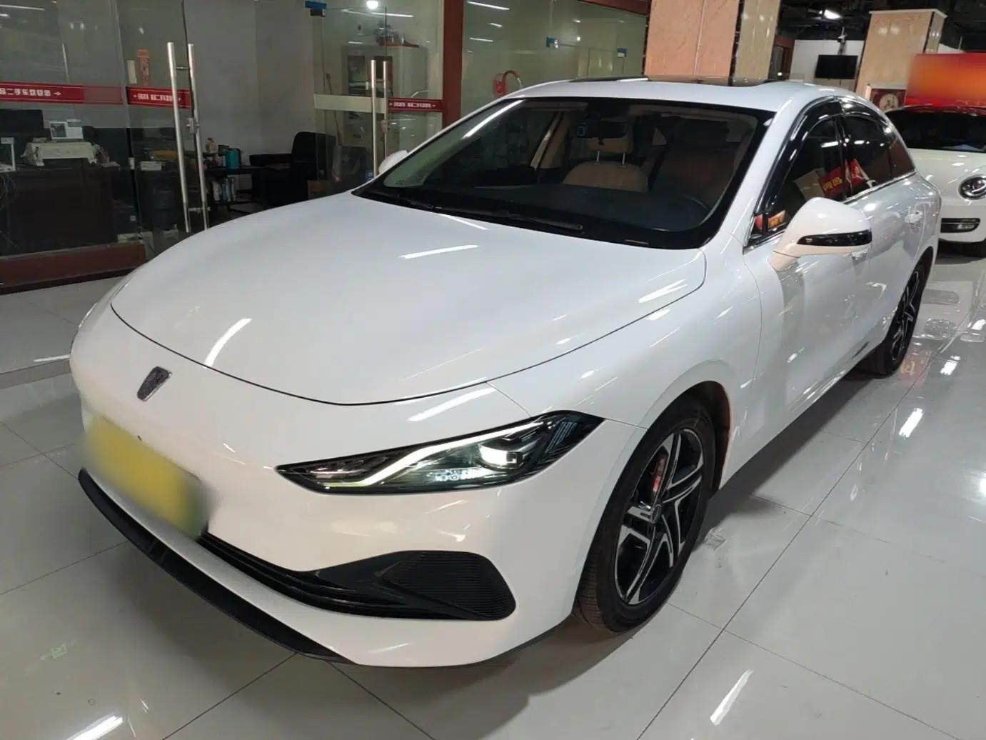 Roewe D7 2023 DMH 125km Excellence Edition — миниатюра 1