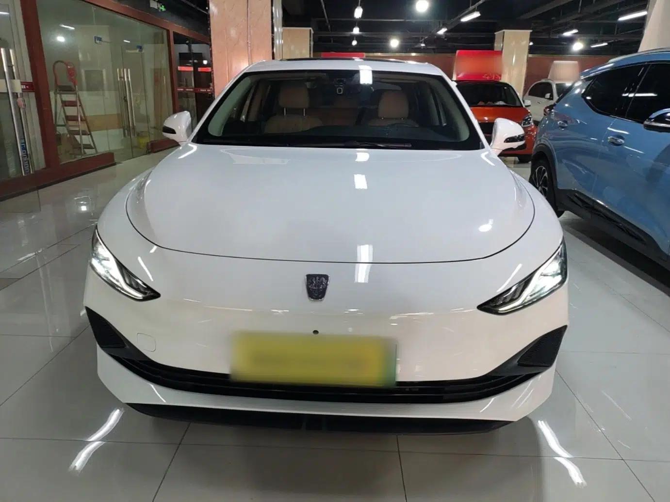 Roewe D7 2023 DMH 125km Excellence Edition — миниатюра 2