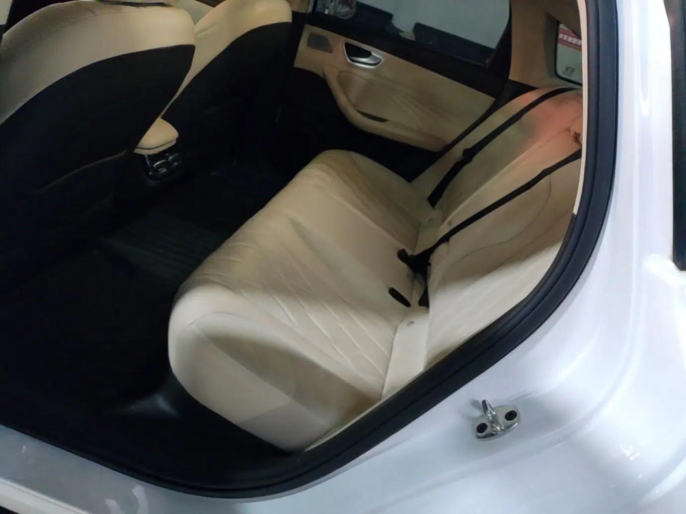 Roewe D7 2023 DMH 125km Excellence Edition — миниатюра 20