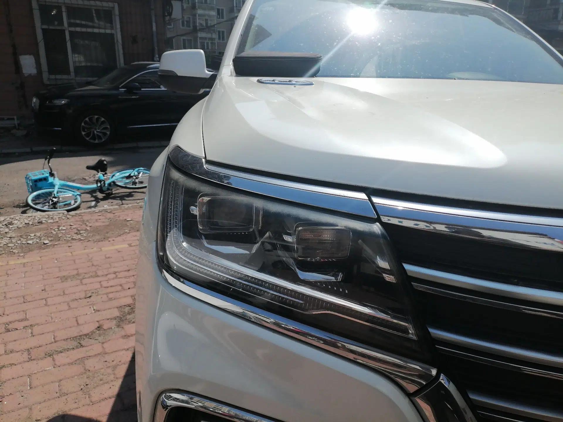 Roewe RX8 2019 30T Smart Connectivity Four-Wheel Drive Supreme Flagship Edition — миниатюра 7
