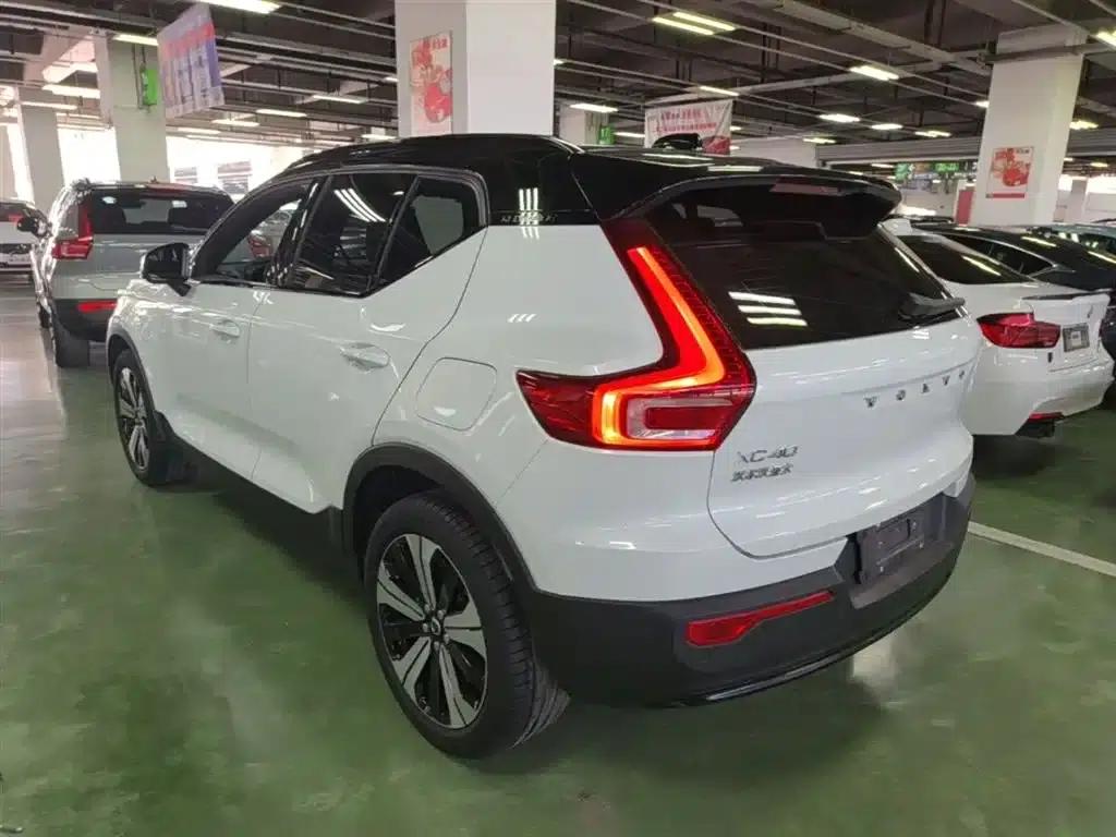 Volvo XC40 PHEV 2023 Long Range Edition — миниатюра 5