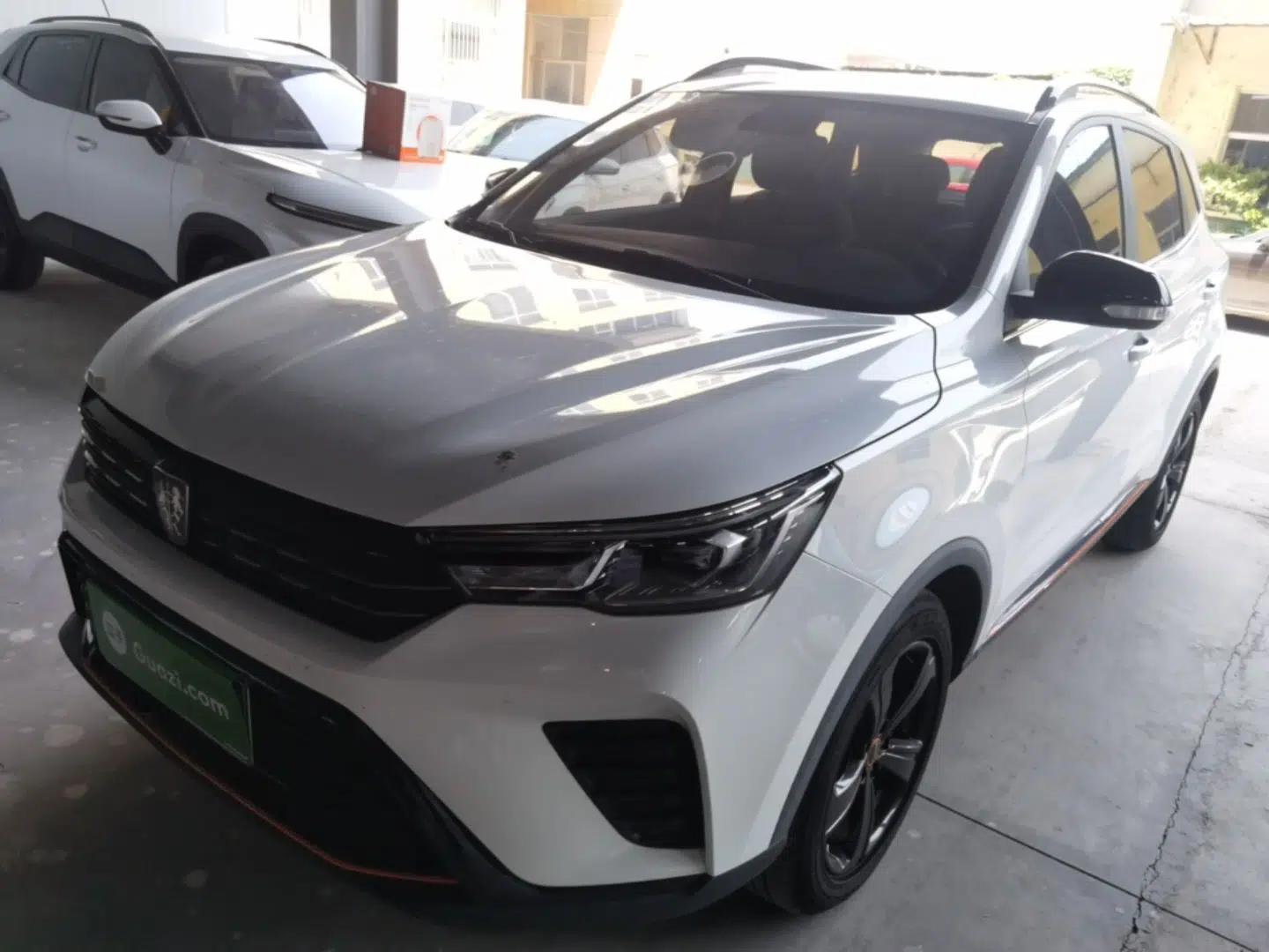 Roewe RX3 2021 PRO 1.6L CVT Elite Model — миниатюра 1