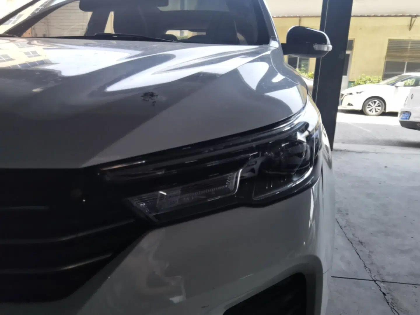 Roewe RX3 2021 PRO 1.6L CVT Elite Model — миниатюра 9