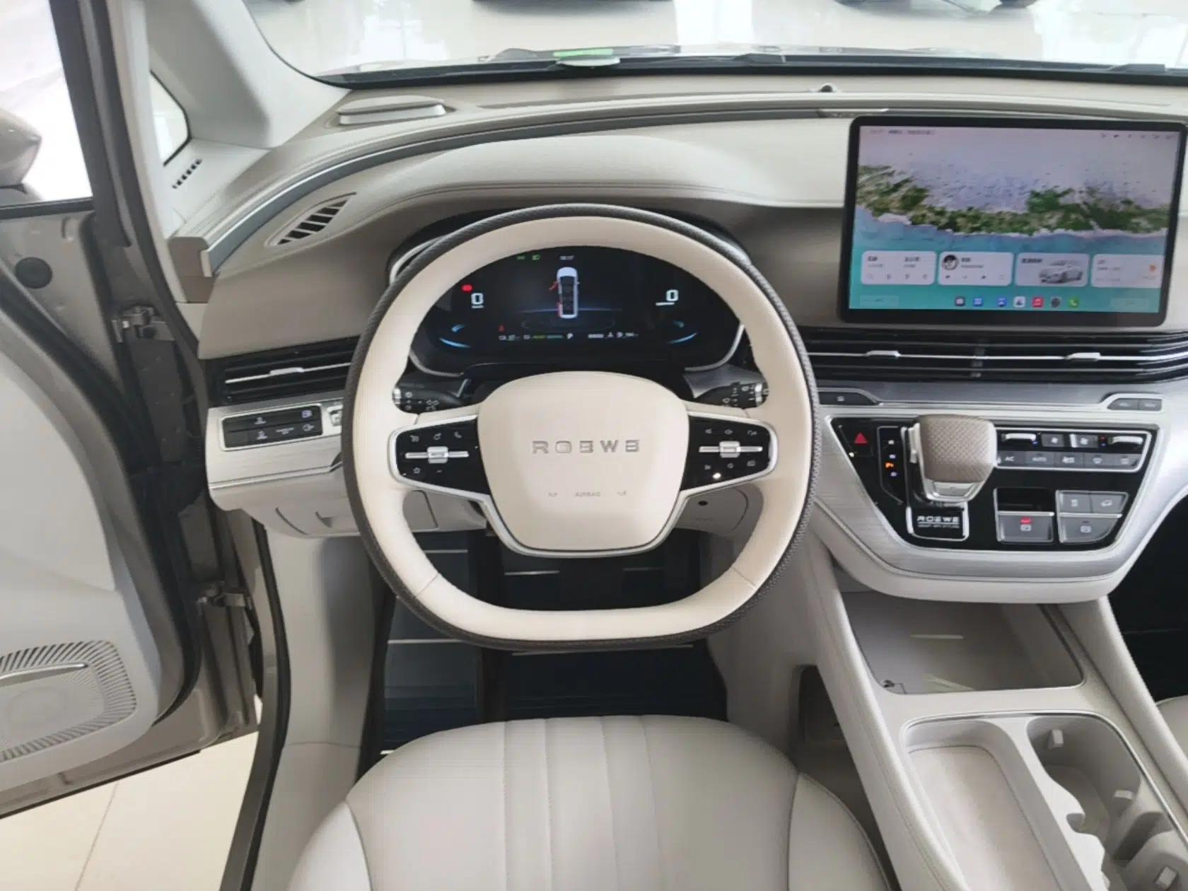 Roewe iMAX8 New Energy 2025 1.5T DMH Lu Zun Deluxe Edition — миниатюра 14
