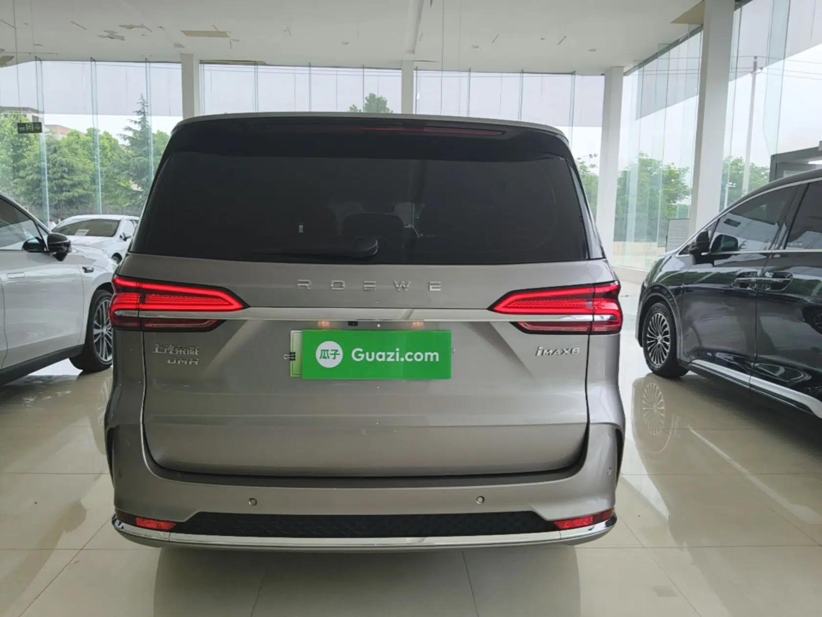 Roewe iMAX8 New Energy 2025 1.5T DMH Lu Zun Deluxe Edition — миниатюра 5