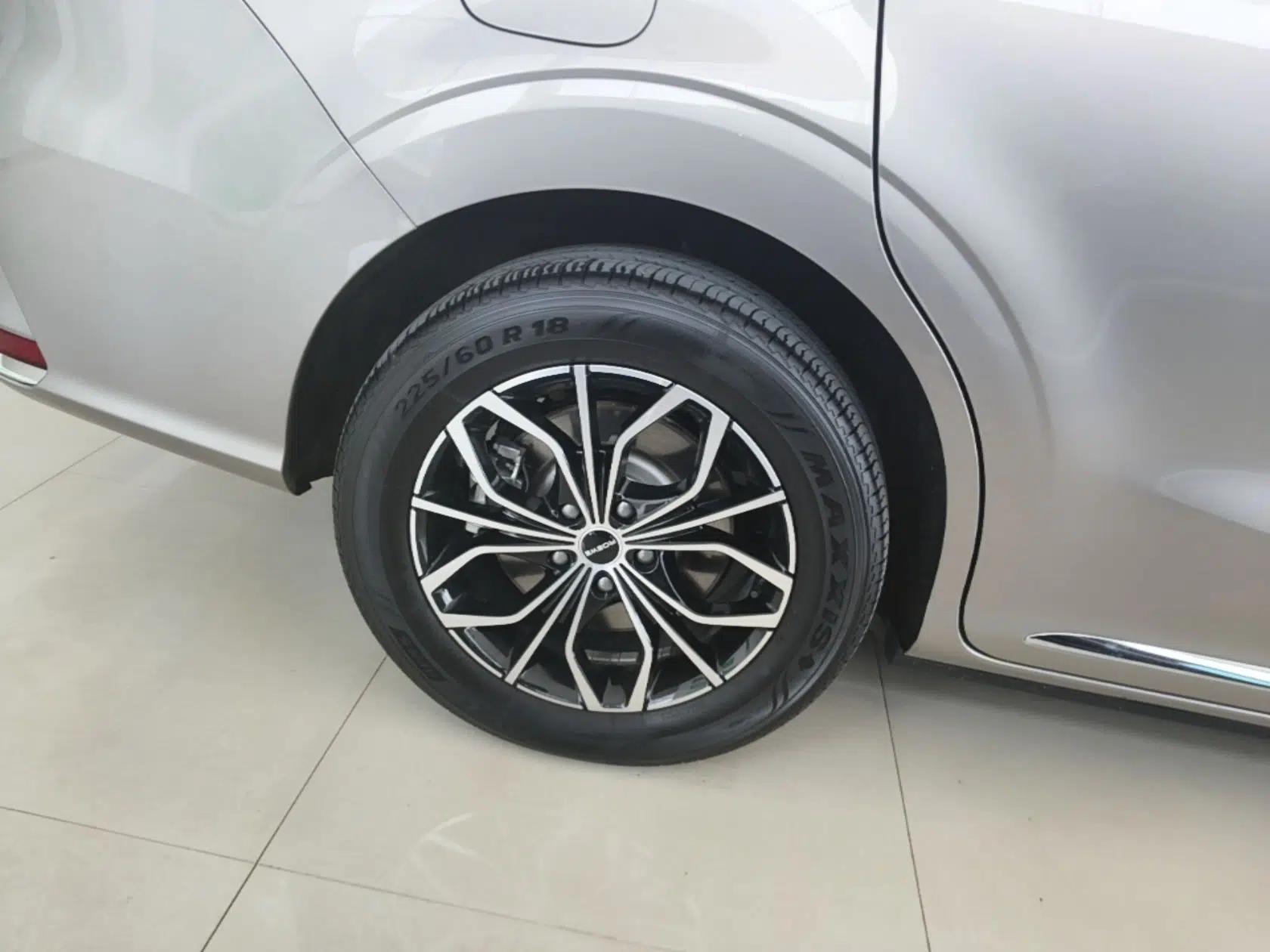 Roewe iMAX8 New Energy 2025 1.5T DMH Lu Zun Deluxe Edition — миниатюра 10