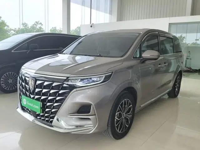 Roewe iMAX8 New Energy 2025 1.5T DMH Lu Zun Deluxe Edition