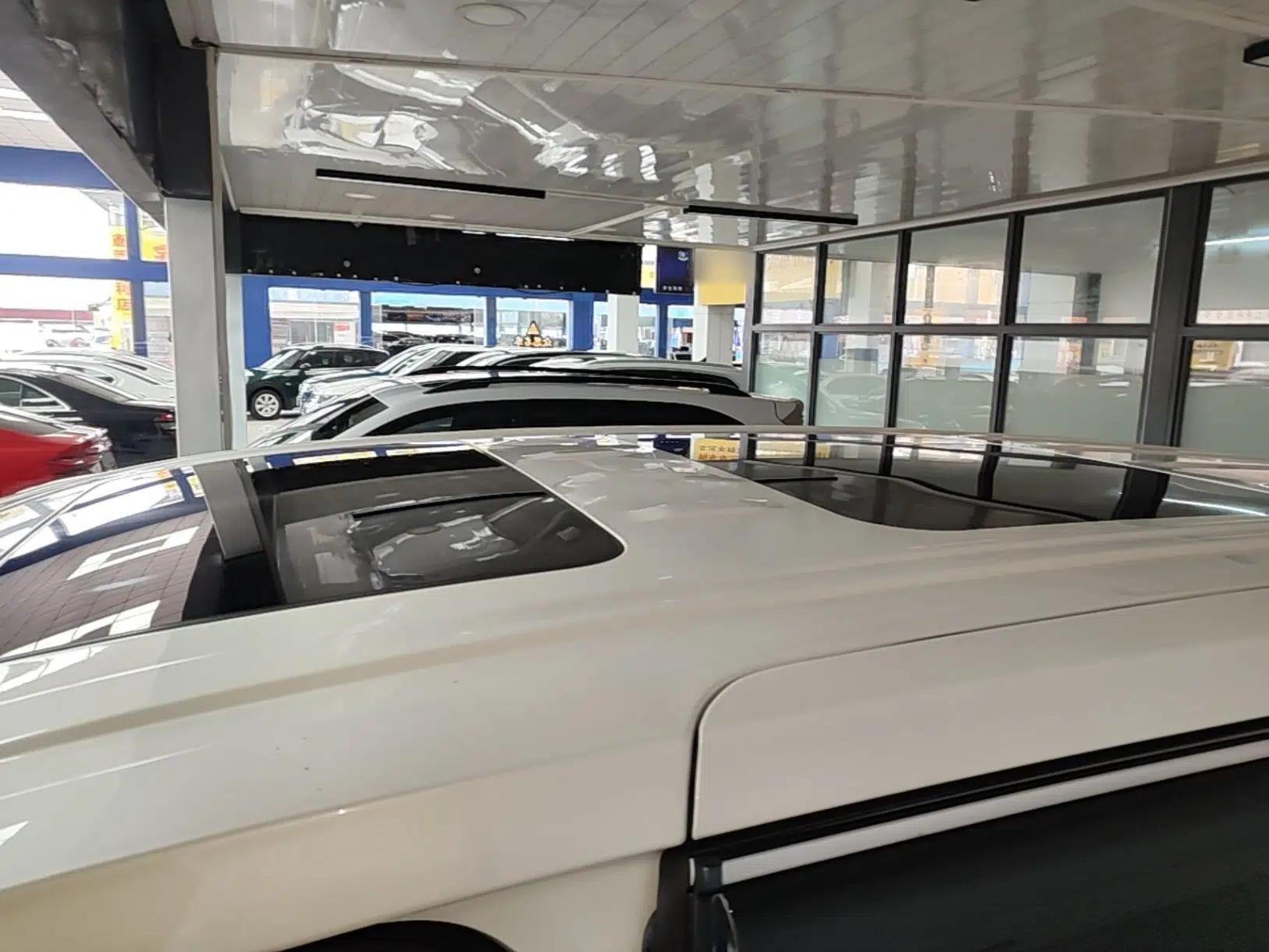 Roewe iMAX8 New Energy 2025 1.5T DMH Lu Zun Deluxe Edition — миниатюра 11