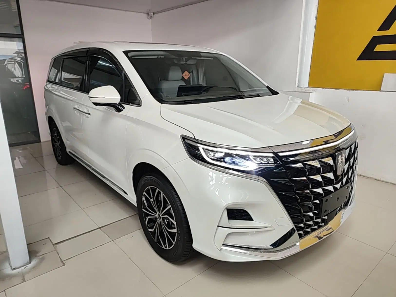 Roewe iMAX8 New Energy 2025 1.5T DMH Lu Zun Deluxe Edition — миниатюра 3