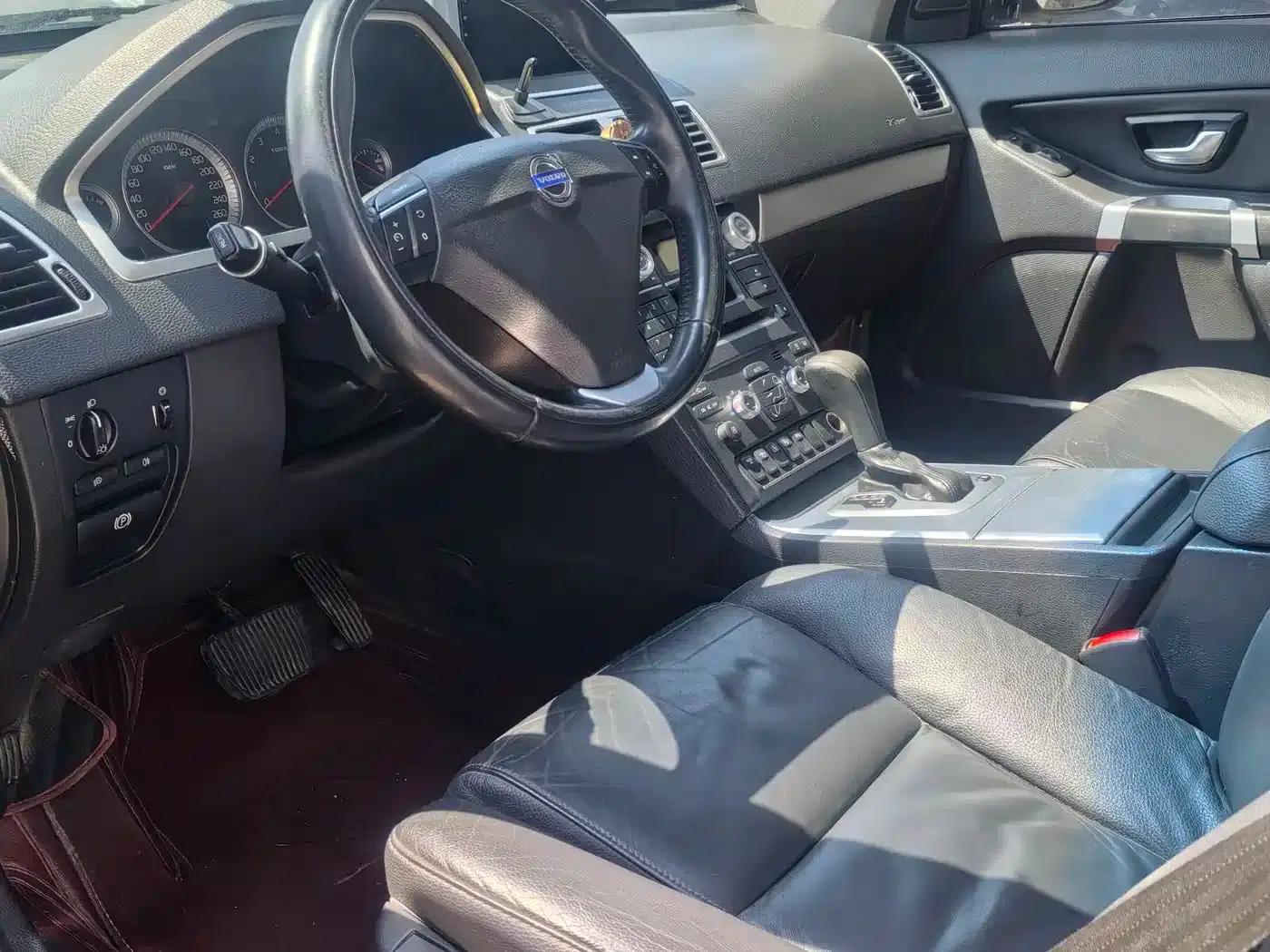 2014 XC Classic T5 Luxury Edition — миниатюра 3
