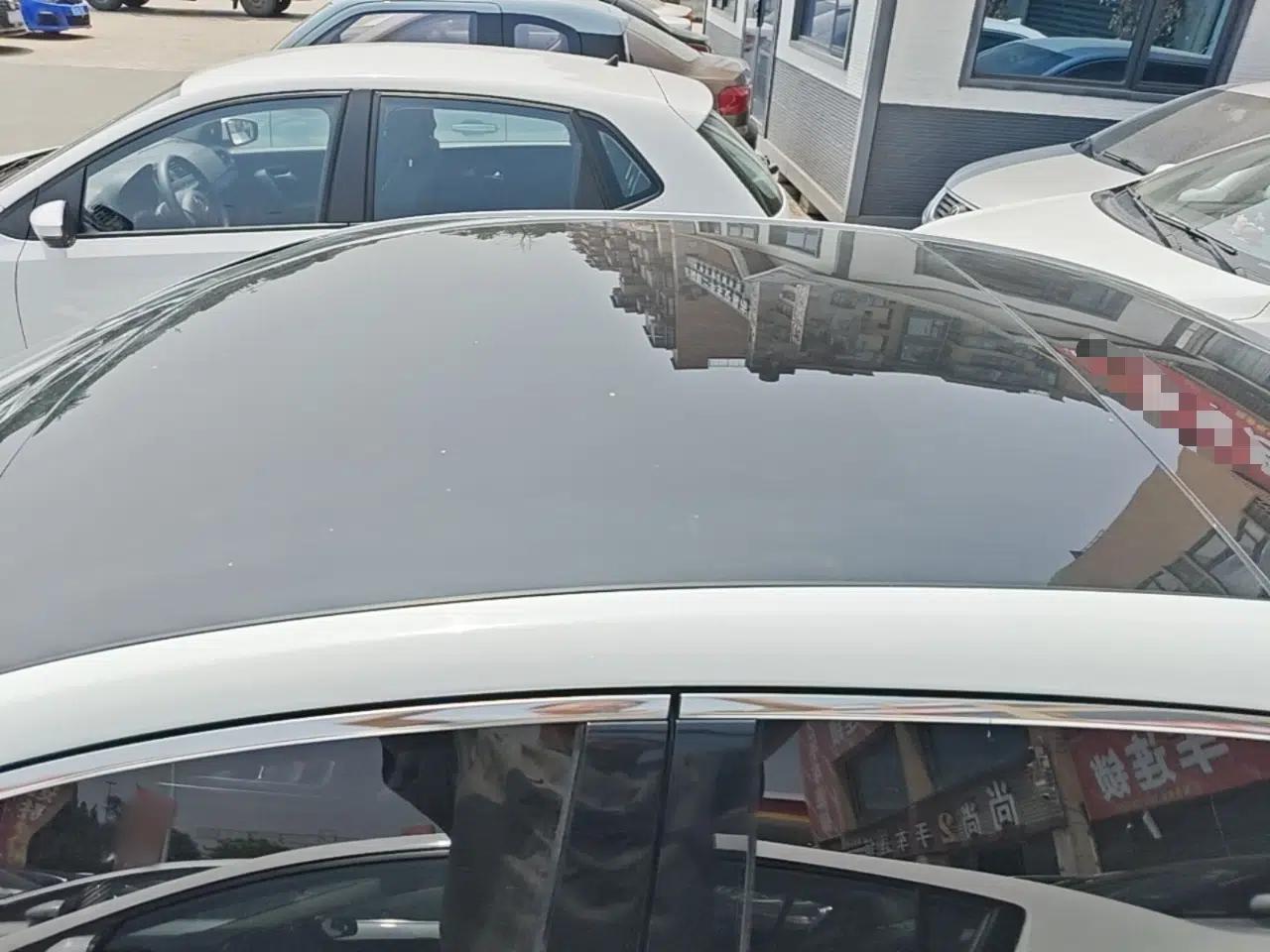 Roewe i6 MAX 2020 300TGI Automatic Supreme Edition with Cool Sunroof and Advanced Driving Features — миниатюра 11