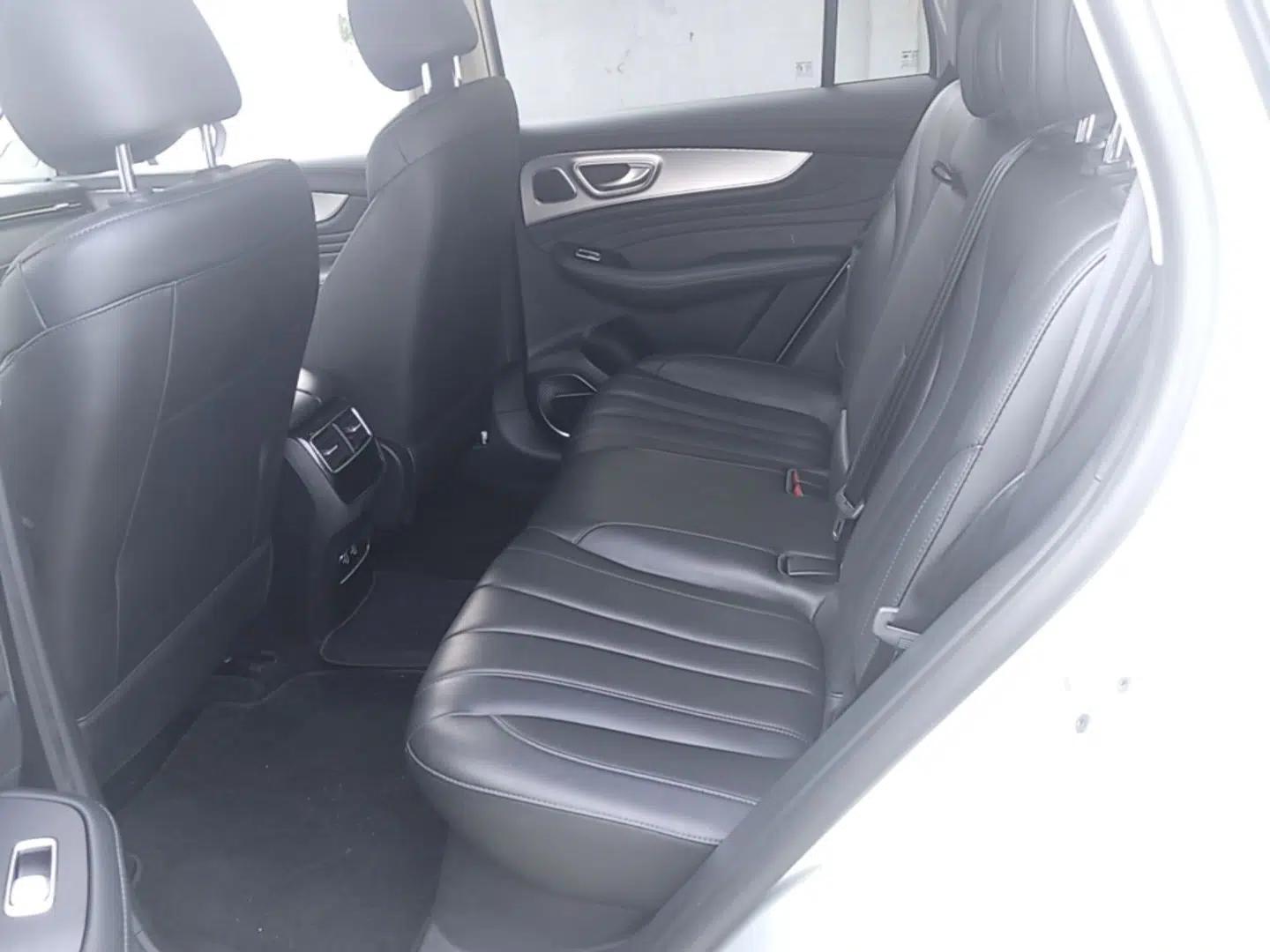 Roewe RX5 eMAX 2020 500 PHEV 4G-Connected Luxury Edition — миниатюра 20