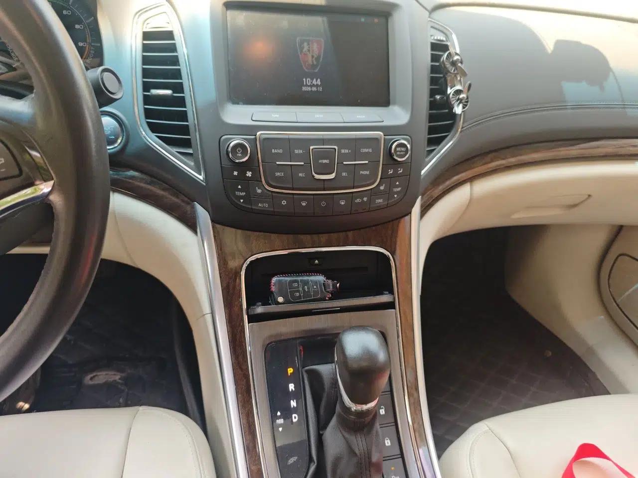 Roewe e950 2016 1.4T Luxury Edition — миниатюра 14
