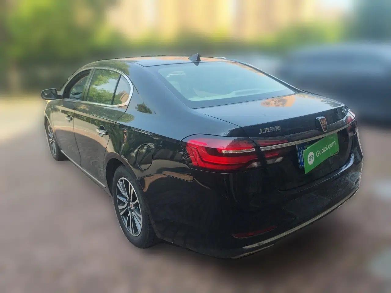 Roewe e950 2016 1.4T Luxury Edition — миниатюра 4