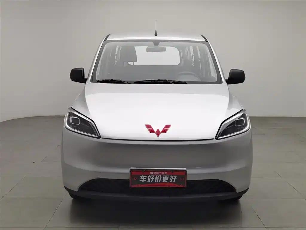 Wuling Hongguang New Energy 2024 Pure Electric Version 300KM Standard Edition — миниатюра 3