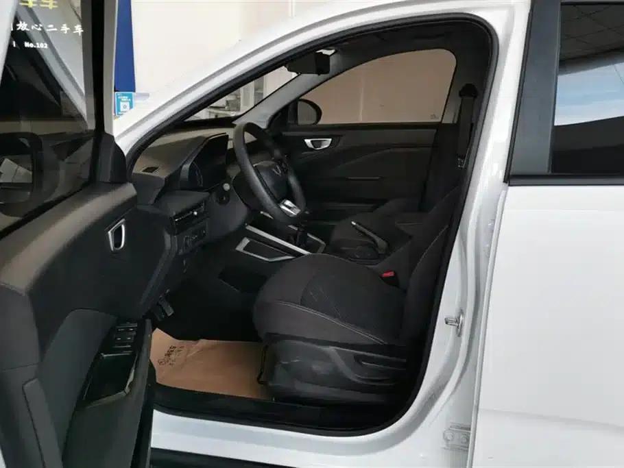 Wuling Xingchi 2022 1.5L Manual Freestyle — миниатюра 9