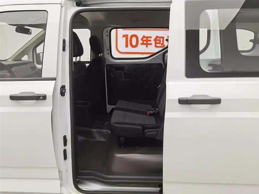 Wuling Journey 2022 2.0L Manual Entrepreneurial Model — миниатюра 15