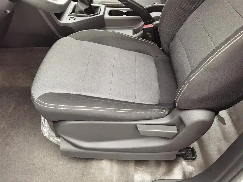 Wuling Journey 2022 2.0L Manual Entrepreneurial Model — миниатюра 20