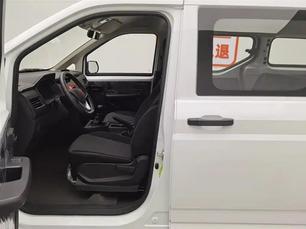 Wuling Journey 2022 2.0L Manual Entrepreneurial Model — миниатюра 10