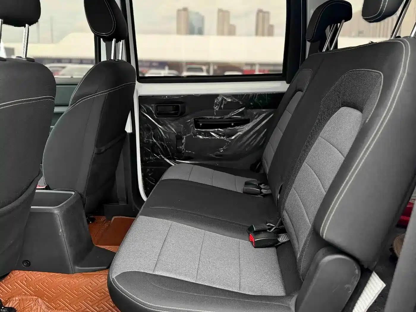 Wuling Hongguang PLUS 2020 1.5L Manual Standard 7-Seater — миниатюра 6