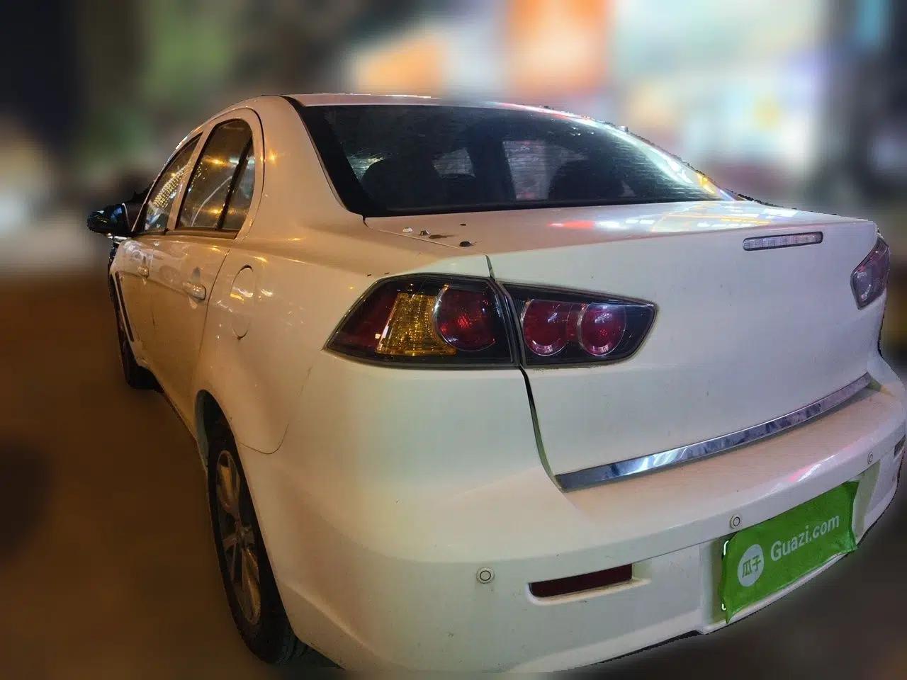 Mitsubishi Lancer EX 2013 Fashion Edition 1.8L Manual Comfort Version — миниатюра 4