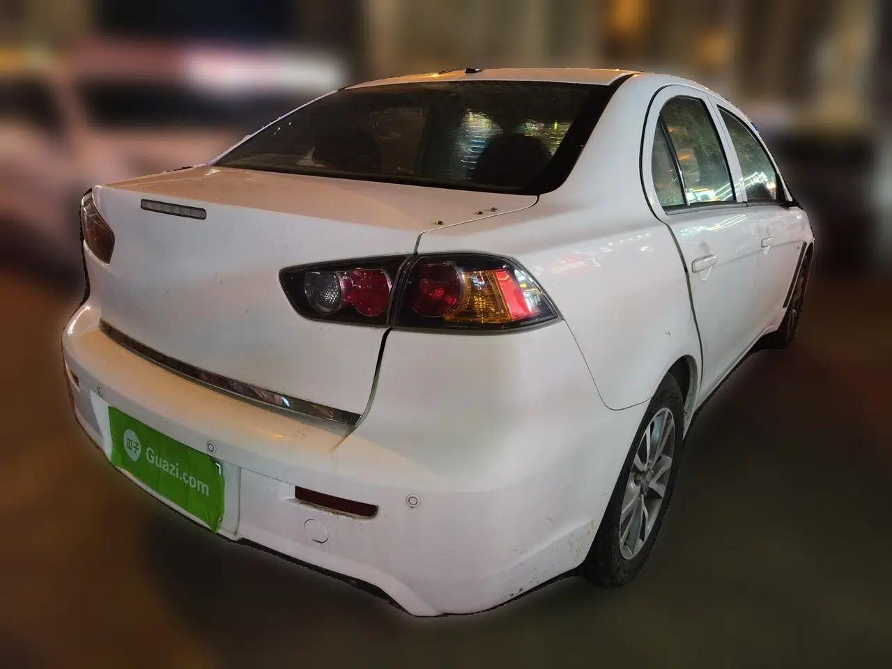 Mitsubishi Lancer EX 2013 Fashion Edition 1.8L Manual Comfort Version — миниатюра 6