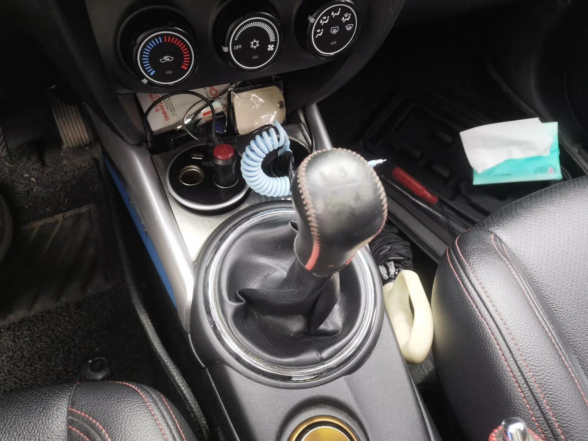 Mitsubishi ASX 2013 1.6L Manual Two-Wheel Drive Standard Edition — миниатюра 15